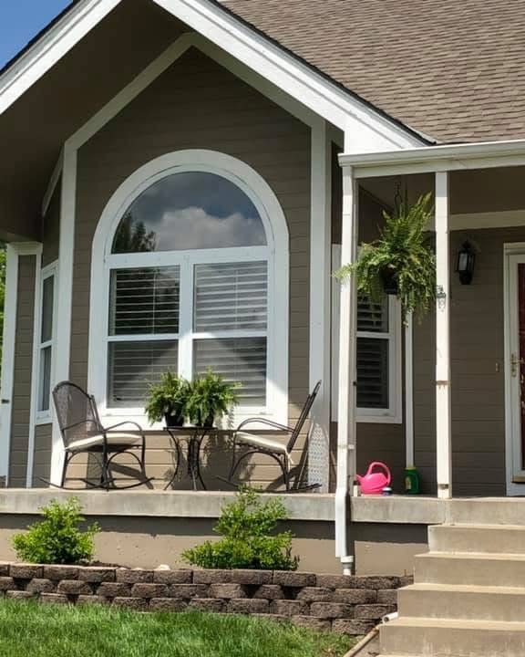 Finished front porch remodel by Ark-Mo Home Solutions